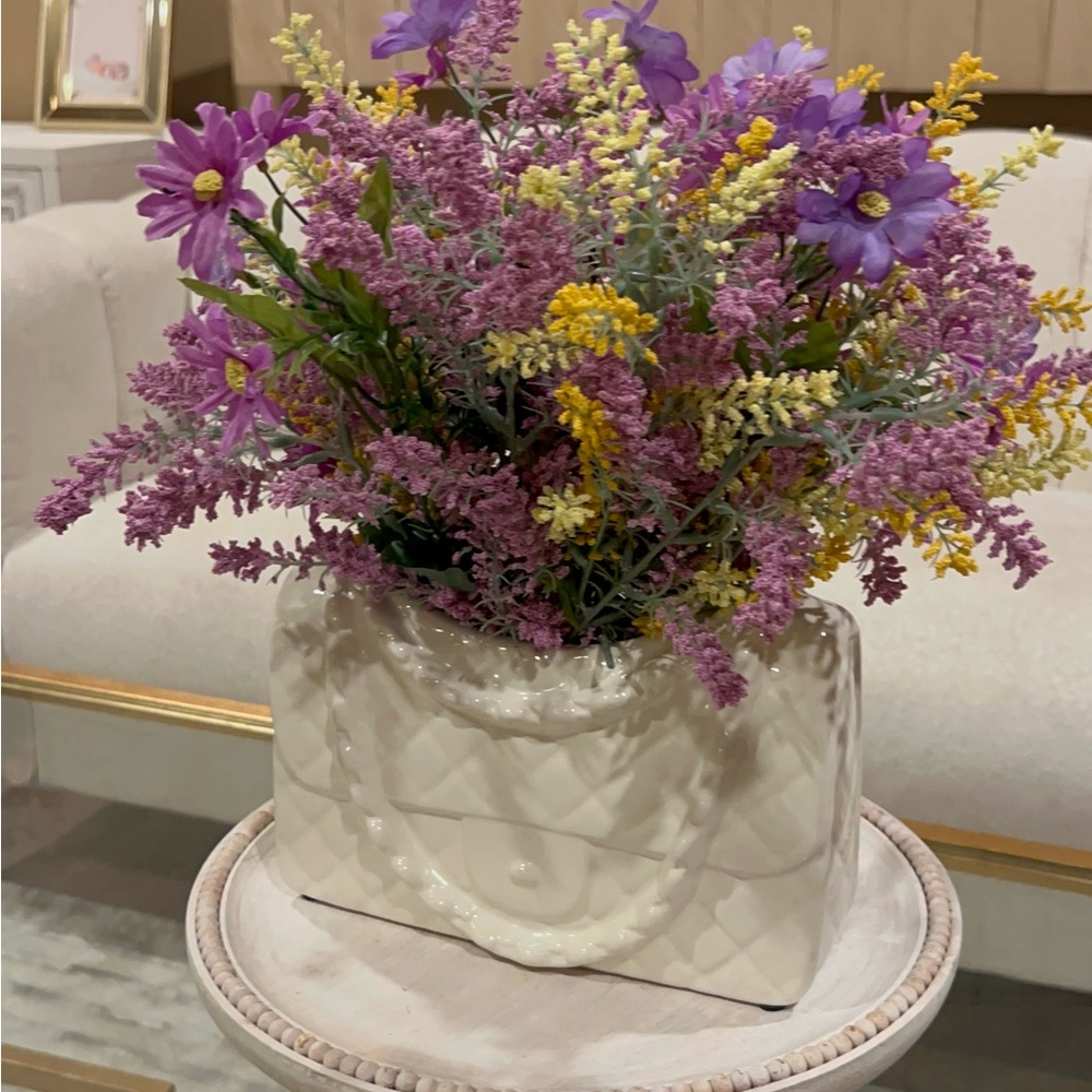 Elegant Floral Arrangement in White Vase